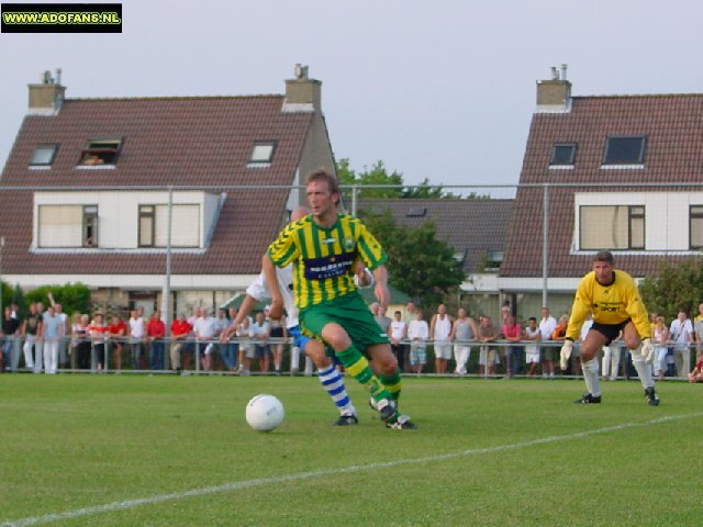 3 augustus 2004  Westlands XI-tal ADO Den Haag