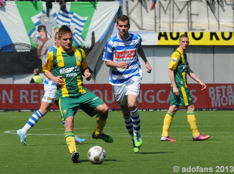 wedstrijd foto  PEC Zwolle- ADO Den Haag 12 mei 2013