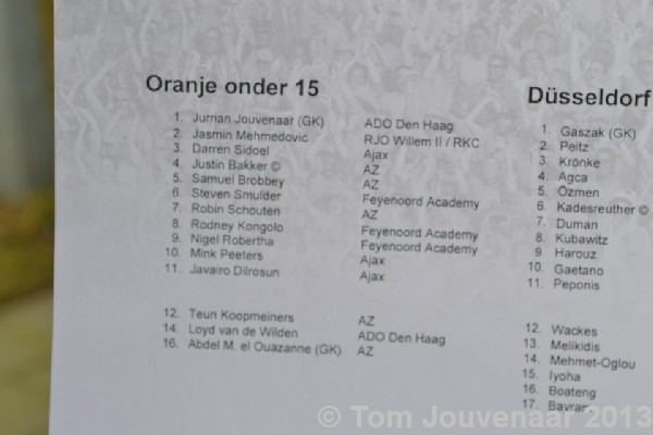 Jeugdspelers ADO Den Haag oefenen met Oranje onder 15 Jaar
