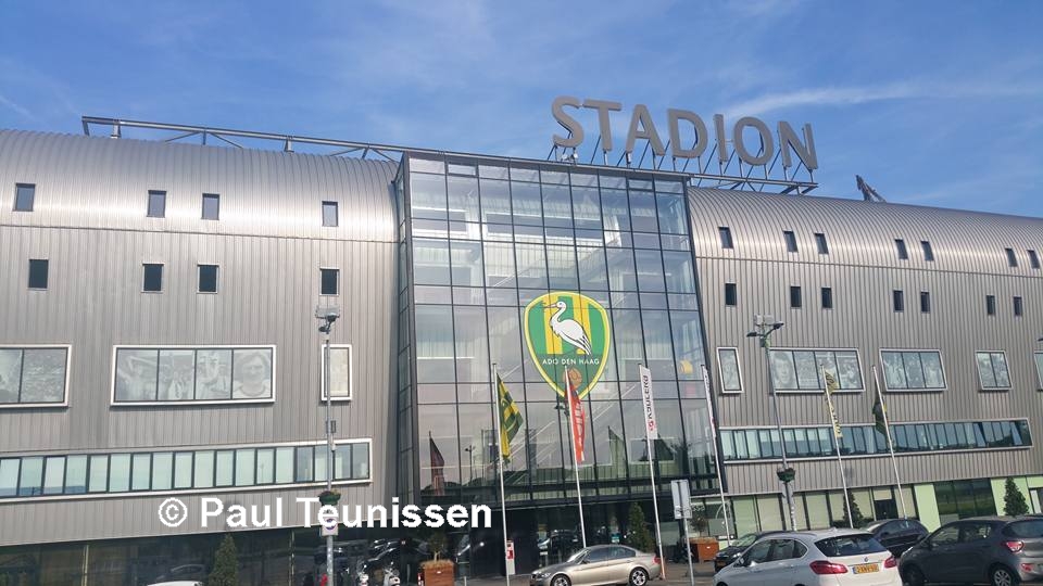 Kyocera stadion, Cars Jeans stadion, ADO Den Haag, Forepark