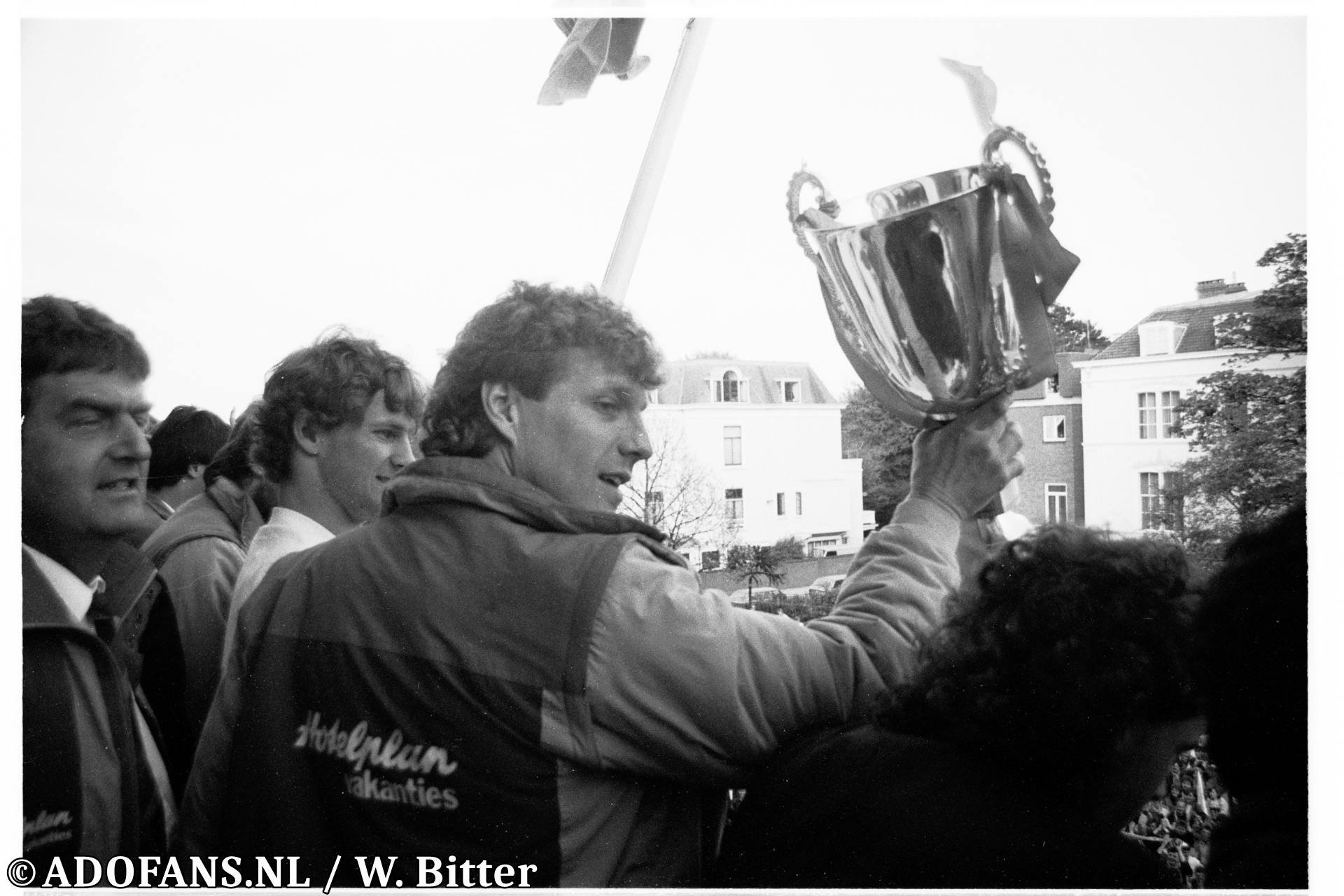 FC Den Haag is ongeslagen kampioen eerste divisie feest op de Javastraat
