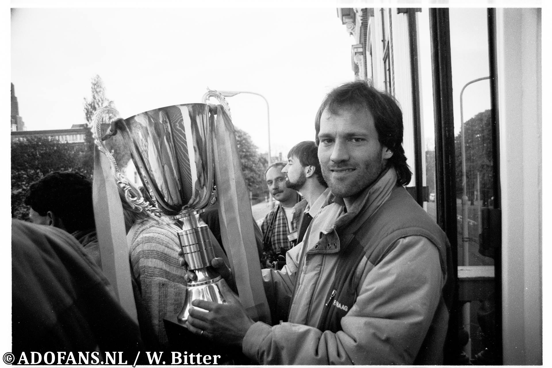 FC Den Haag is ongeslagen kampioen eerste divisie feest op de Javastraat
