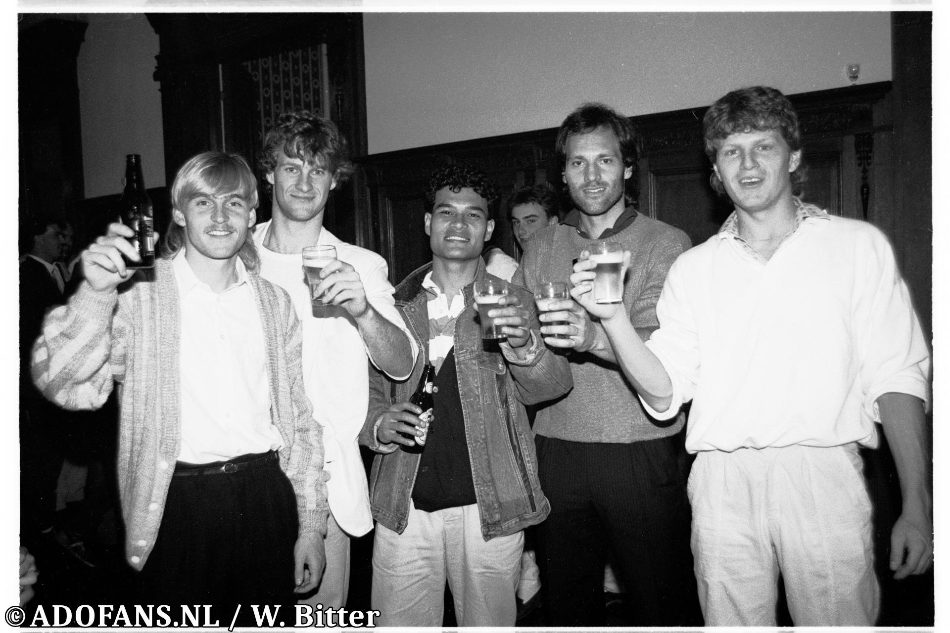 FC Den Haag is ongeslagen kampioen eerste divisie feest op de Javastraat