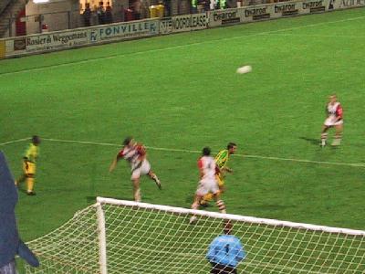 fc emmen ADO Den Haag 16 oktober 2001