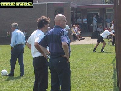 20 juli 2002 Oefenwedstrijd SPV Vlierden ADO Den Haag in Garderen