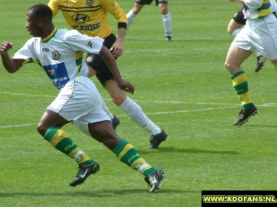 25 april 2004 NAC Breda - ADO Den Haag 1-0