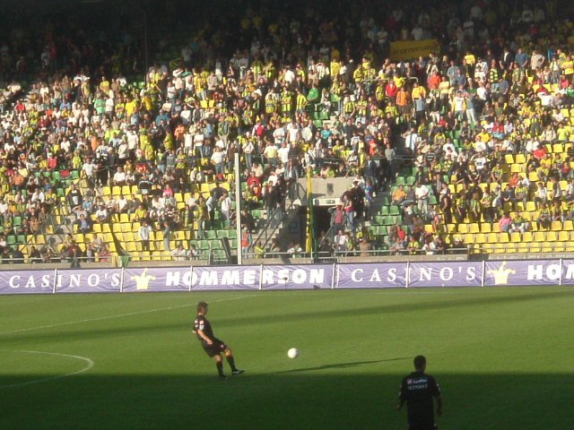 21 augustus 2004 ADO Den Haag verliest nipt van NEC