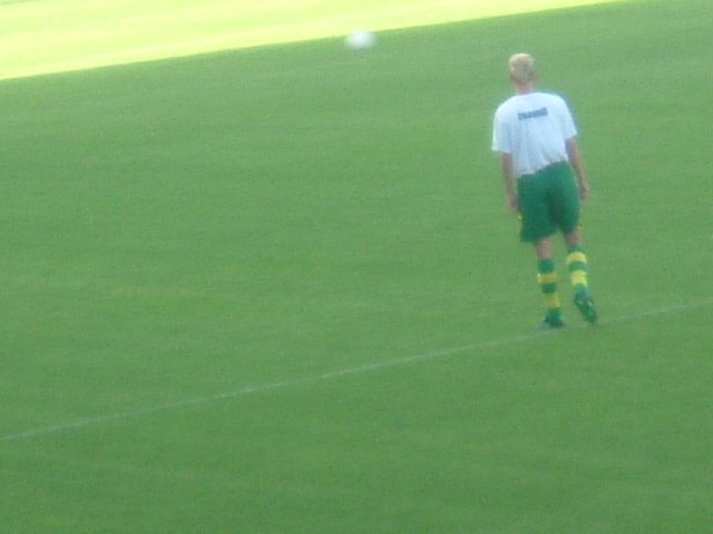 21 augustus 2004 ADO Den Haag verliest nipt van NEC