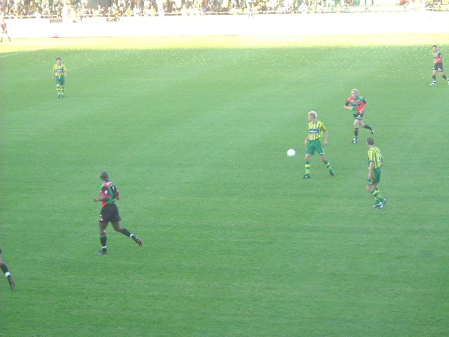 21 augustus 2004 ADO Den Haag verliest nipt van NEC