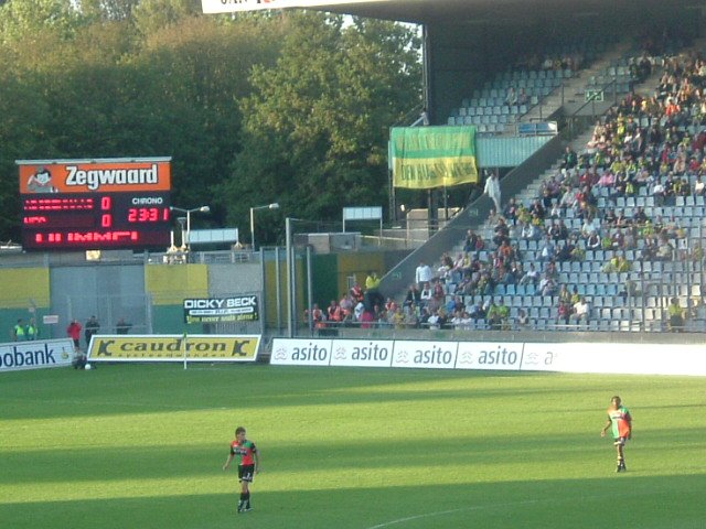 21 augustus 2004 ADO Den Haag verliest nipt van NEC