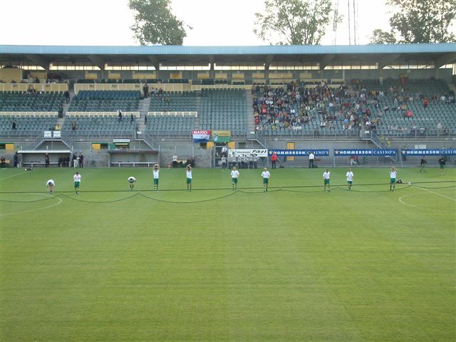 21 augustus 2004 ADO Den Haag verliest nipt van NEC