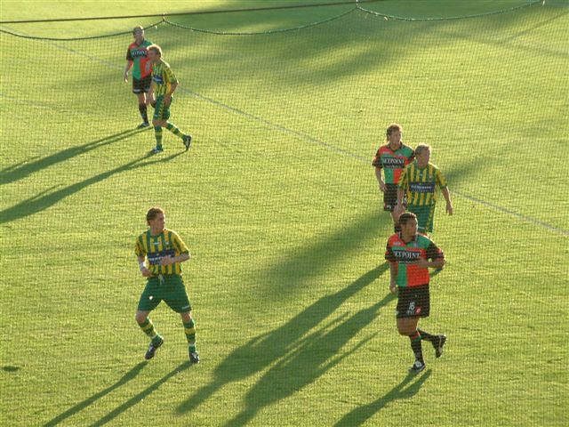 21 augustus 2004 ADO Den Haag verliest nipt van NEC