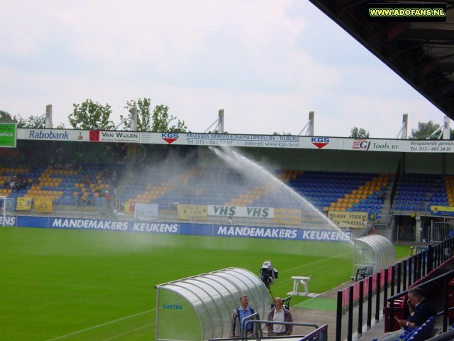 29 augustus 2004 ADO Den Haag wint van RKC Waalwijk