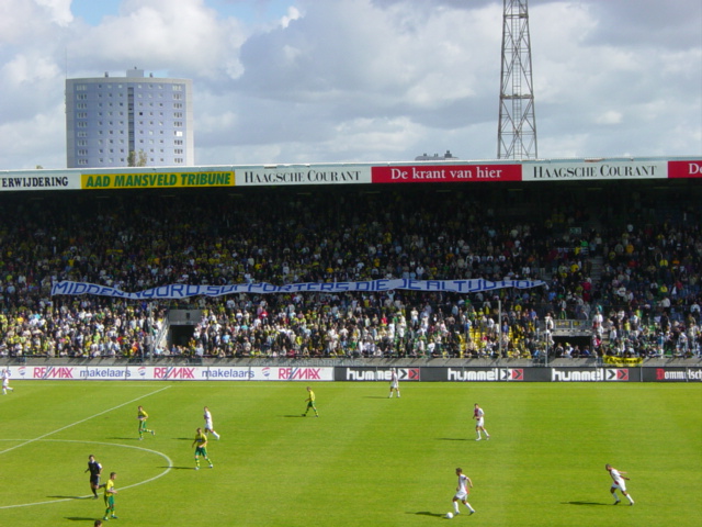 foto's ADO Den Haag  gelijk tegen AJAX 