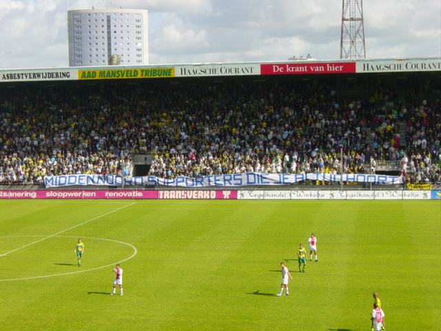 foto's ADO Den Haag  gelijk tegen AJAX 