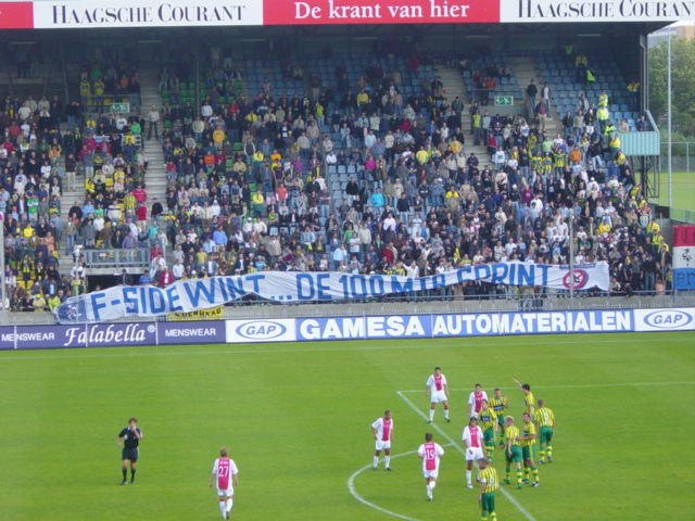 foto's ADO Den Haag  gelijk tegen AJAX 