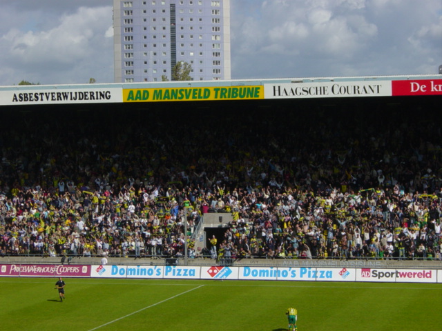 foto's ADO Den Haag  gelijk tegen AJAX 