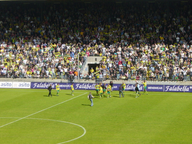 foto's ADO Den Haag  gelijk tegen AJAX 