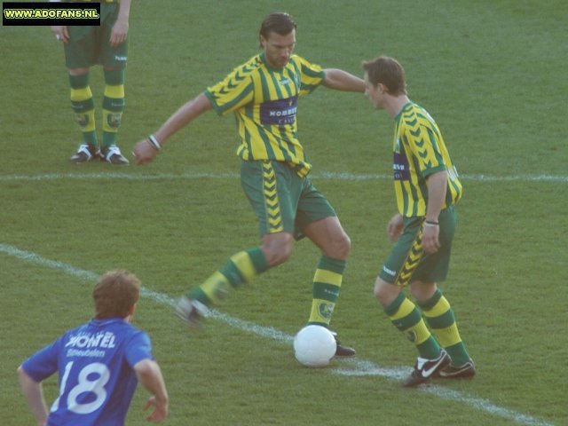 Verslag en foto`s ADO Den Haag weet niet te winnen van RKC