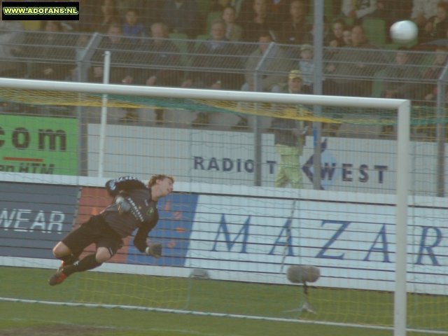 Verslag en foto`s ADO Den Haag weet niet te winnen van RKC