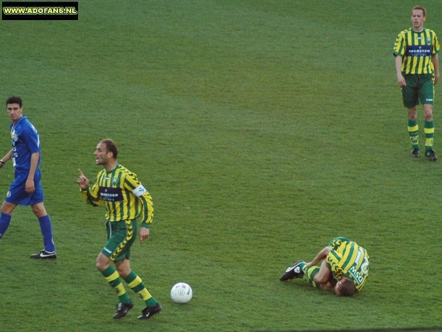 Verslag en foto`s ADO Den Haag weet niet te winnen van RKC