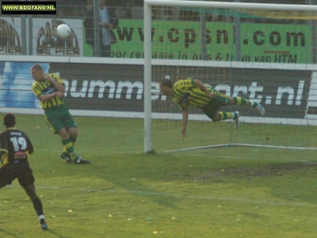 ADO Den Haag maakt het zichzelf moeilijk tegen Roda JC