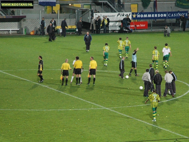 ADO Den Haag maakt het zichzelf moeilijk tegen Roda JC