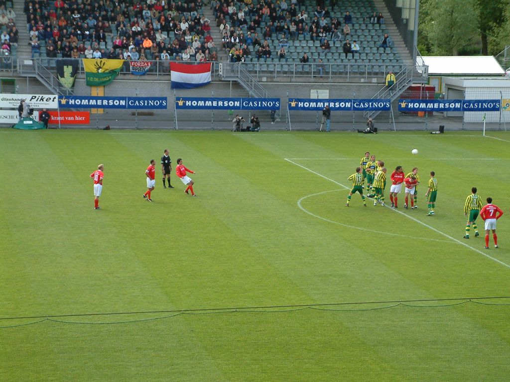 ADO Den Haag AZ Geert den Ouden maakt het verschil