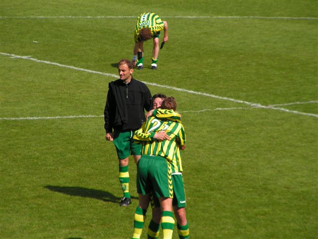 ADO Den Haag AZ Geert den Ouden maakt het verschil