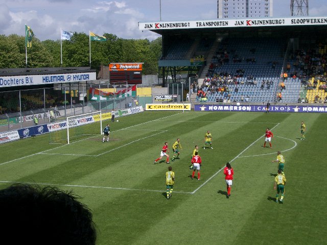 ADO Den Haag AZ Geert den Ouden maakt het verschil