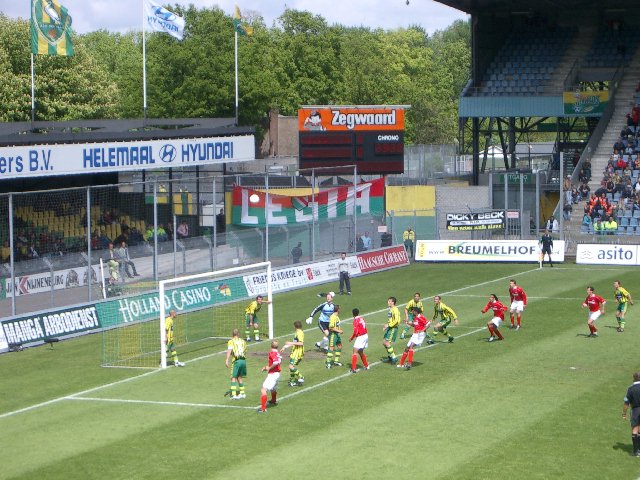 ADO Den Haag AZ Geert den Ouden maakt het verschil