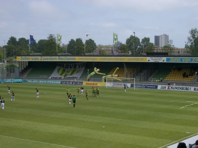 15 mei 2015 ADO Den Haag eenvoudig voorbij NAC Breda
