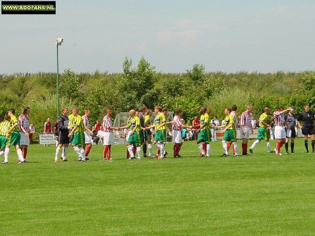 17 juli 2004 oefenwedstrijd Top Oss ADO Den Haag