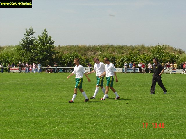 17 juli 2004 oefenwedstrijd Top Oss ADO Den Haag