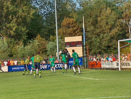 22 juli 2004 oefenwedstrijd  ADO Den Haag Maccabi Haifa