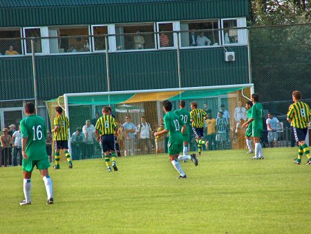 22 juli 2004 oefenwedstrijd  ADO Den Haag Maccabi Haifa