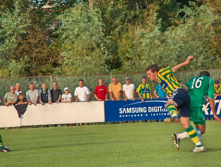 22 juli 2004 oefenwedstrijd  ADO Den Haag Maccabi Haifa