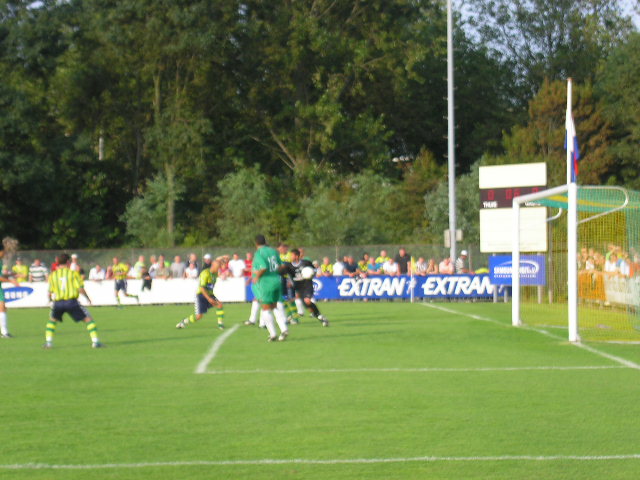 22 juli 2004 oefenwedstrijd  ADO Den Haag Maccabi Haifa