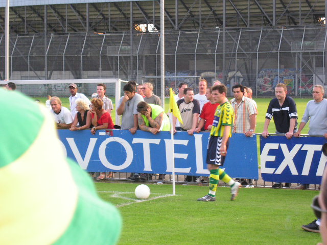 22 juli 2004 oefenwedstrijd  ADO Den Haag Maccabi Haifa