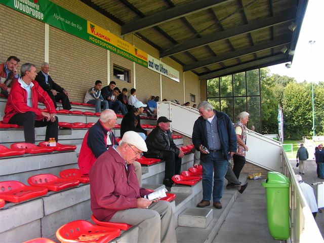 1e amateurelftal ADO Den Haag tegen Alphense boys