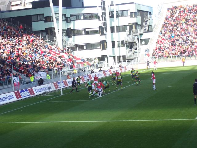 FC Utrecht en ADO Den haag spelen gelijk