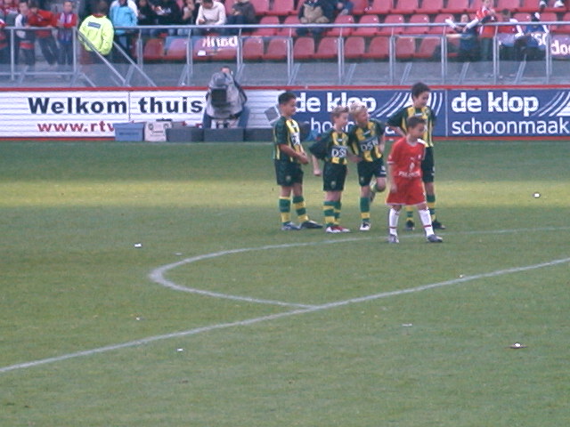 FC Utrecht en ADO Den haag spelen gelijk