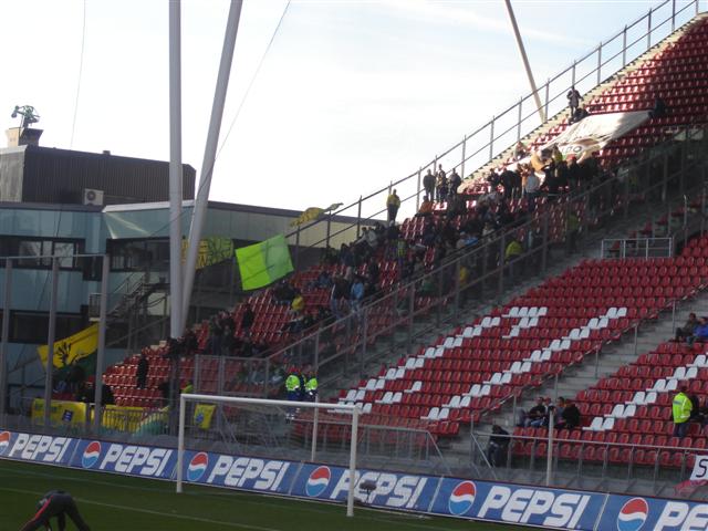 FC Utrecht en ADO Den haag spelen gelijk