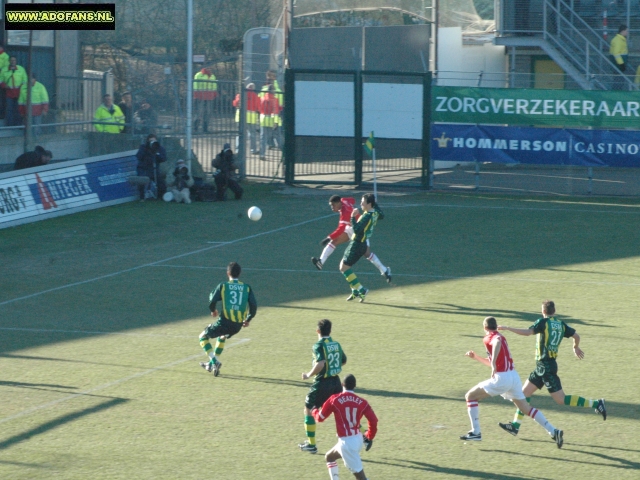 matig PSV toch langs strijden ADO Den Haag