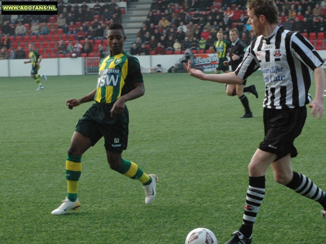 ADO Den Haag wint bij Heracles de eerste finale