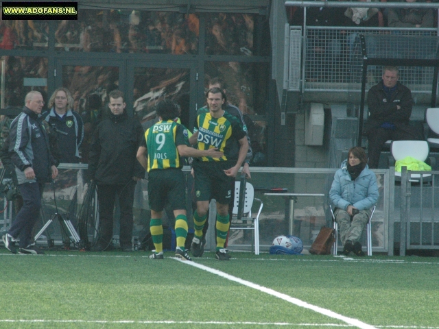 ADO Den Haag wint bij Heracles de eerste finale