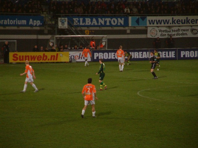 Verslag en foto`s ADO Den Haag met moeite langs RBC Roosendaal