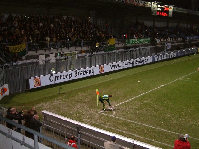 Verslag en foto`s ADO Den Haag met moeite langs RBC Roosendaal