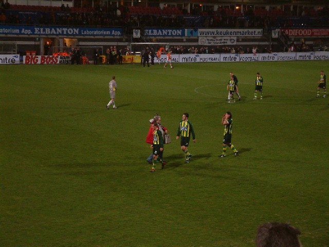 Verslag en foto`s ADO Den Haag met moeite langs RBC Roosendaal