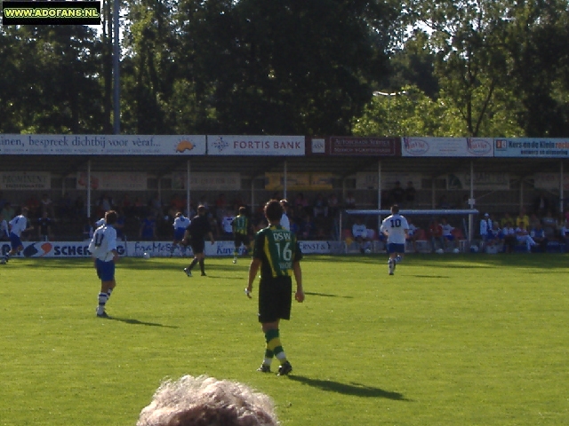 Oefenwedstriijd Westlands elftal ADO Den Haag